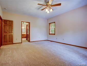 19 Log Cabin Road Belleville, IL 62221 - Photo 10 of 30 Gallery Image 10