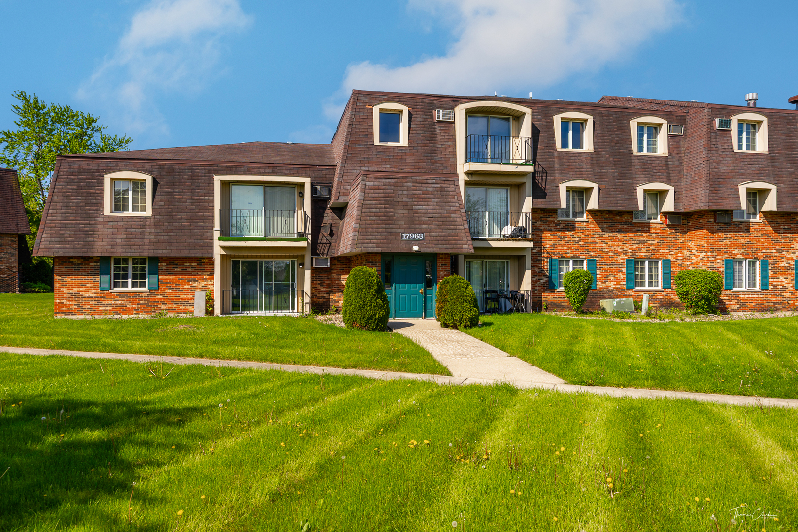 17963 Huntleigh Court, Unit 302 Country Club Hills, IL 60478 - Photo 1 of 20