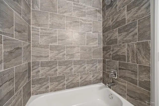 $115,000 | 17963 Huntleigh Court, Unit 302, Country Club Hills, IL 60478