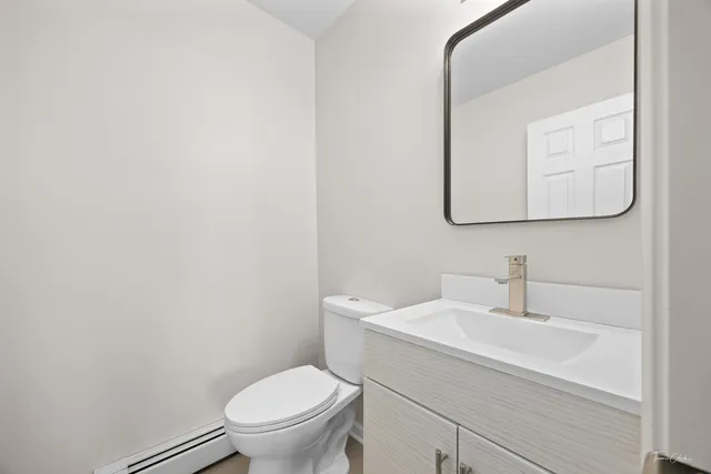 $115,000 | 17963 Huntleigh Court, Unit 302, Country Club Hills, IL 60478