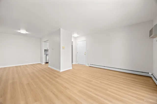 $115,000 | 17963 Huntleigh Court, Unit 302, Country Club Hills, IL 60478