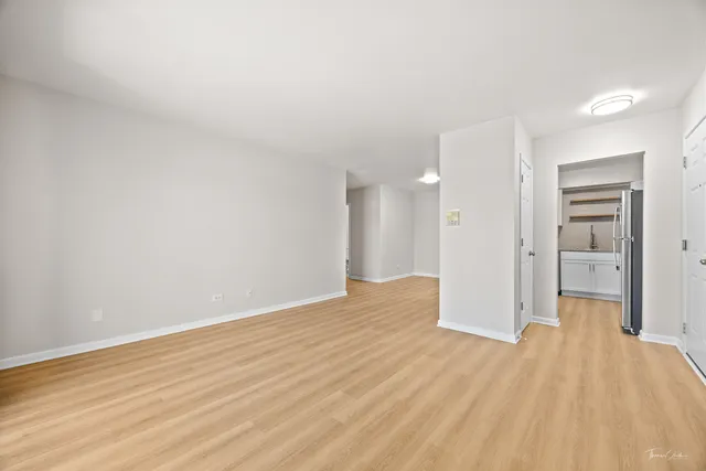 $115,000 | 17963 Huntleigh Court, Unit 302, Country Club Hills, IL 60478