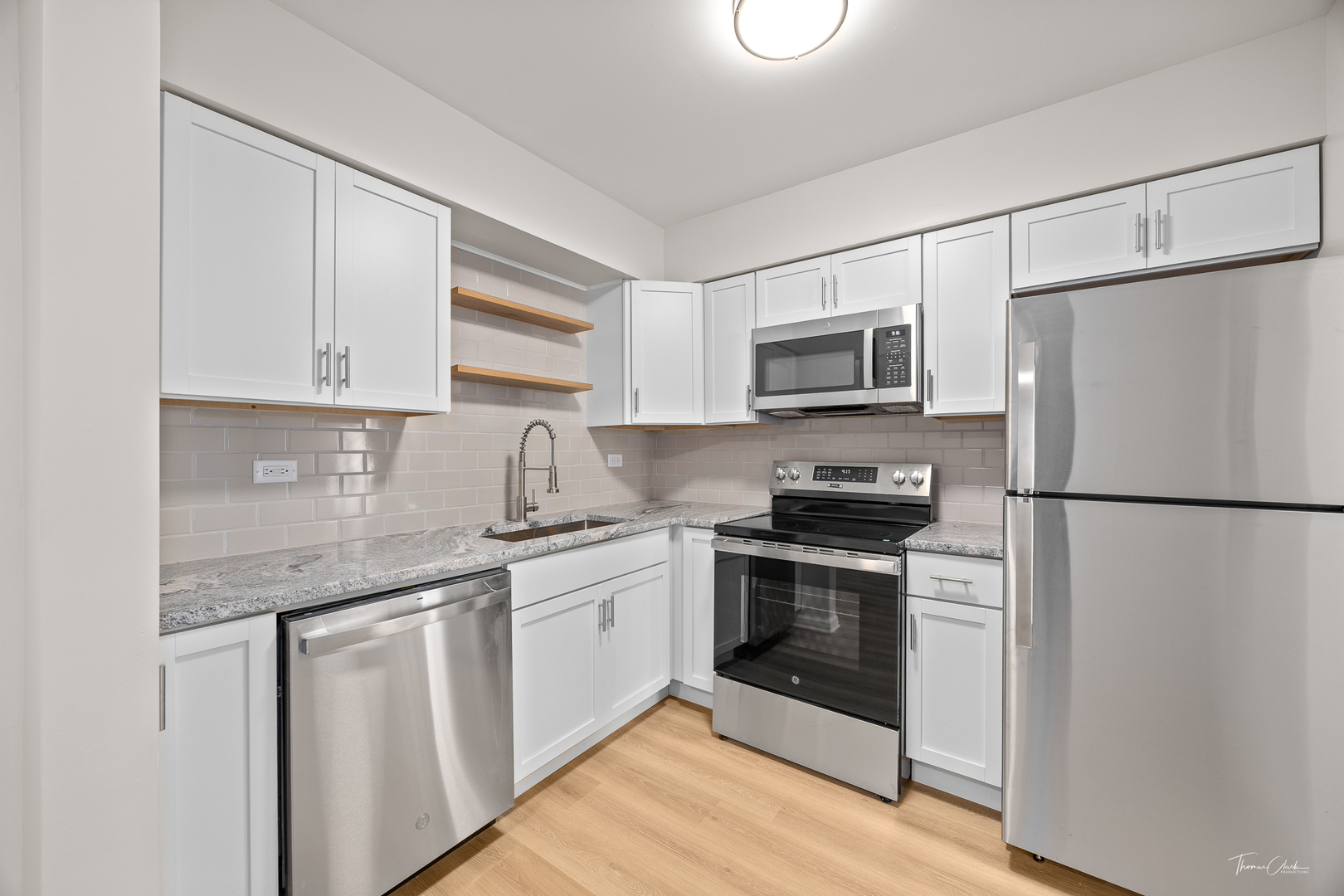 17963 Huntleigh Court, Unit 302 Country Club Hills, IL 60478 - Photo 8 of 20