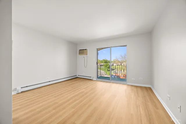 $115,000 | 17963 Huntleigh Court, Unit 302, Country Club Hills, IL 60478