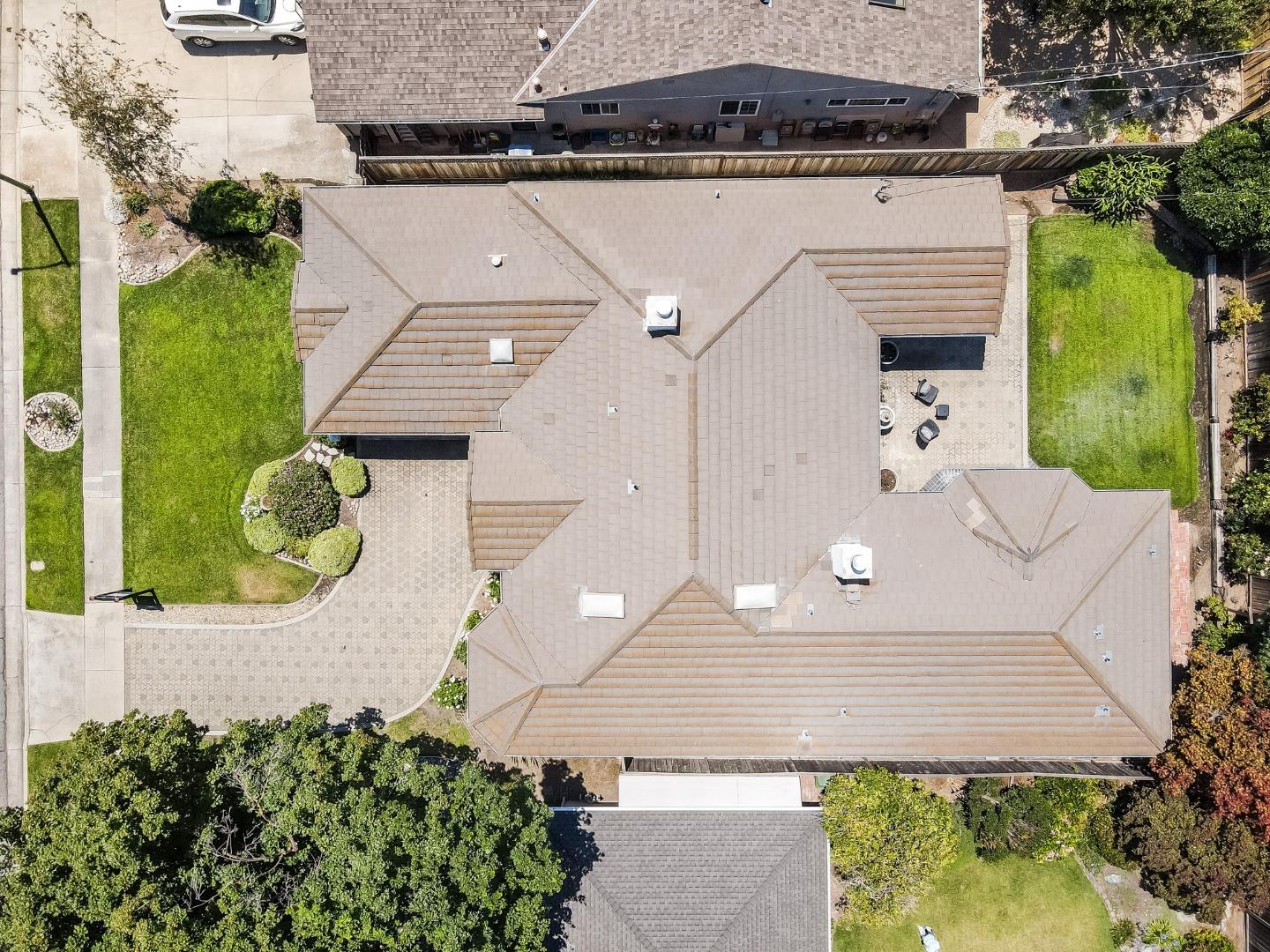 715 Pineview Drive San Jose, CA 95050 - Photo 31 of 34 an aerial view of a house with a yard