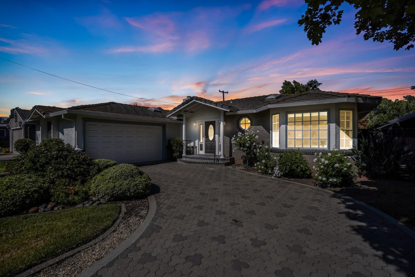 715 Pineview Drive San Jose, CA 95050 - Photo 33 of 34 a front view of a house with a garden