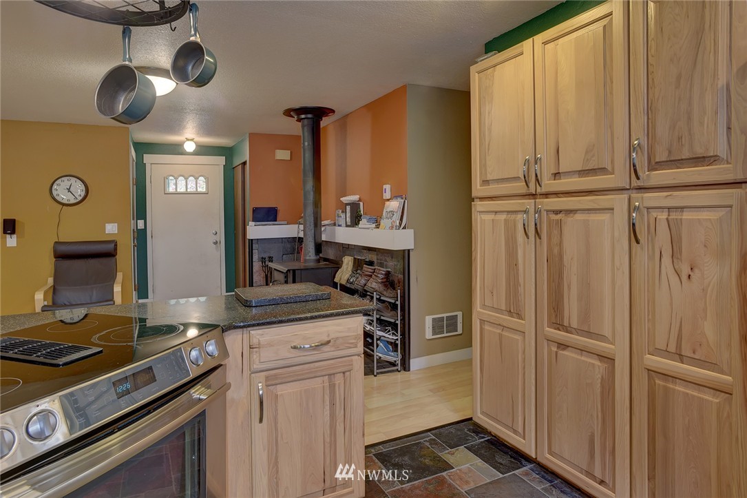 1415 Timber Trail Road East Port Orchard, WA 98366 - Photo 4 of 22 Gallery Image 4
