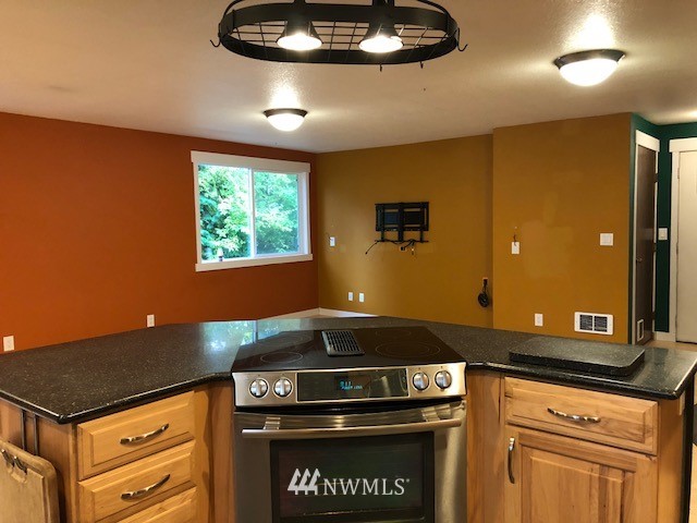1415 Timber Trail Road East Port Orchard, WA 98366 - Photo 6 of 22 Gallery Image 6