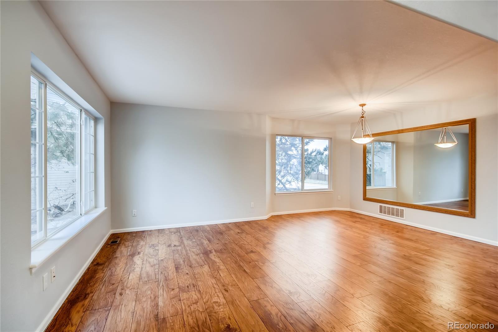 4521 Melbourne Way Highlands Ranch, CO 80130 - Photo 2 of 26 Gallery Image 2