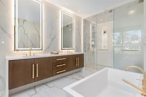 $49,995,000 | 625 San Marco Drive, Fort Lauderdale, FL 33301