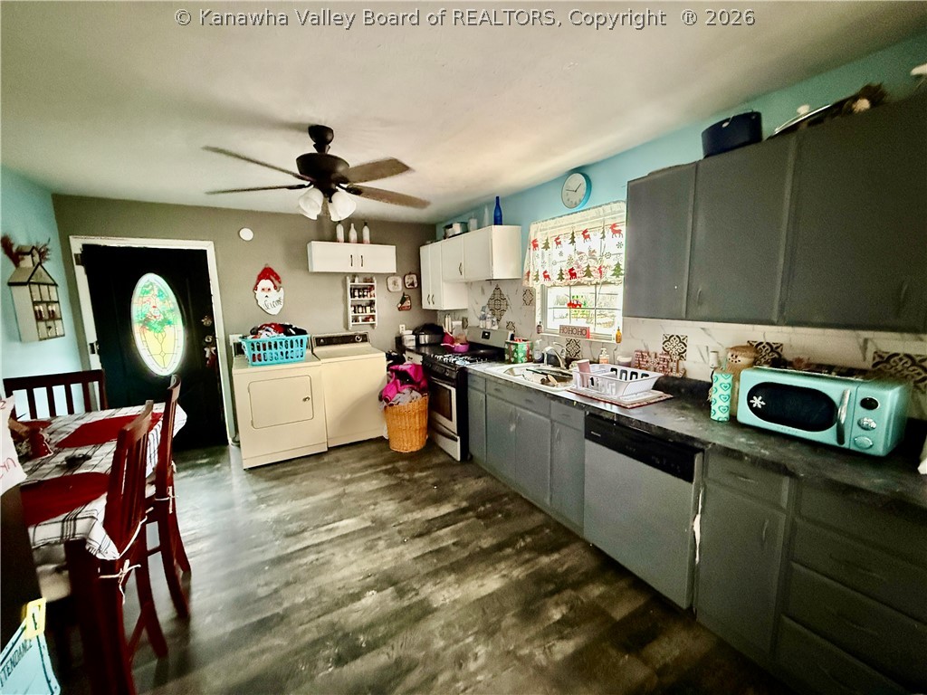5017 A Elk River Road South, Unit A Elkview, WV 25071 - Photo 11 of 27 Gallery Image 11