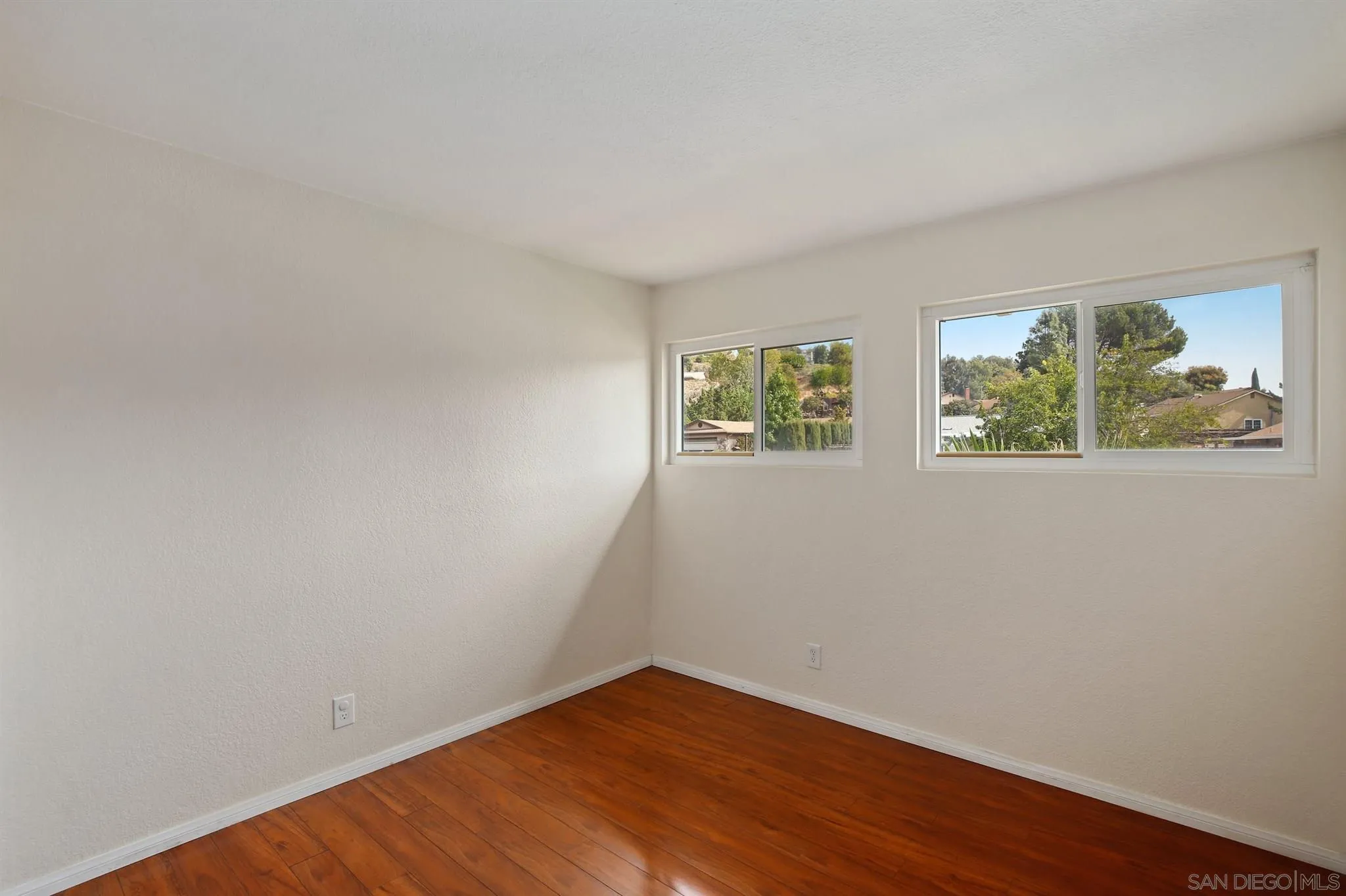 13432 Carriage Road Poway, CA 92064 - Photo 16 of 27 an empty room with a window