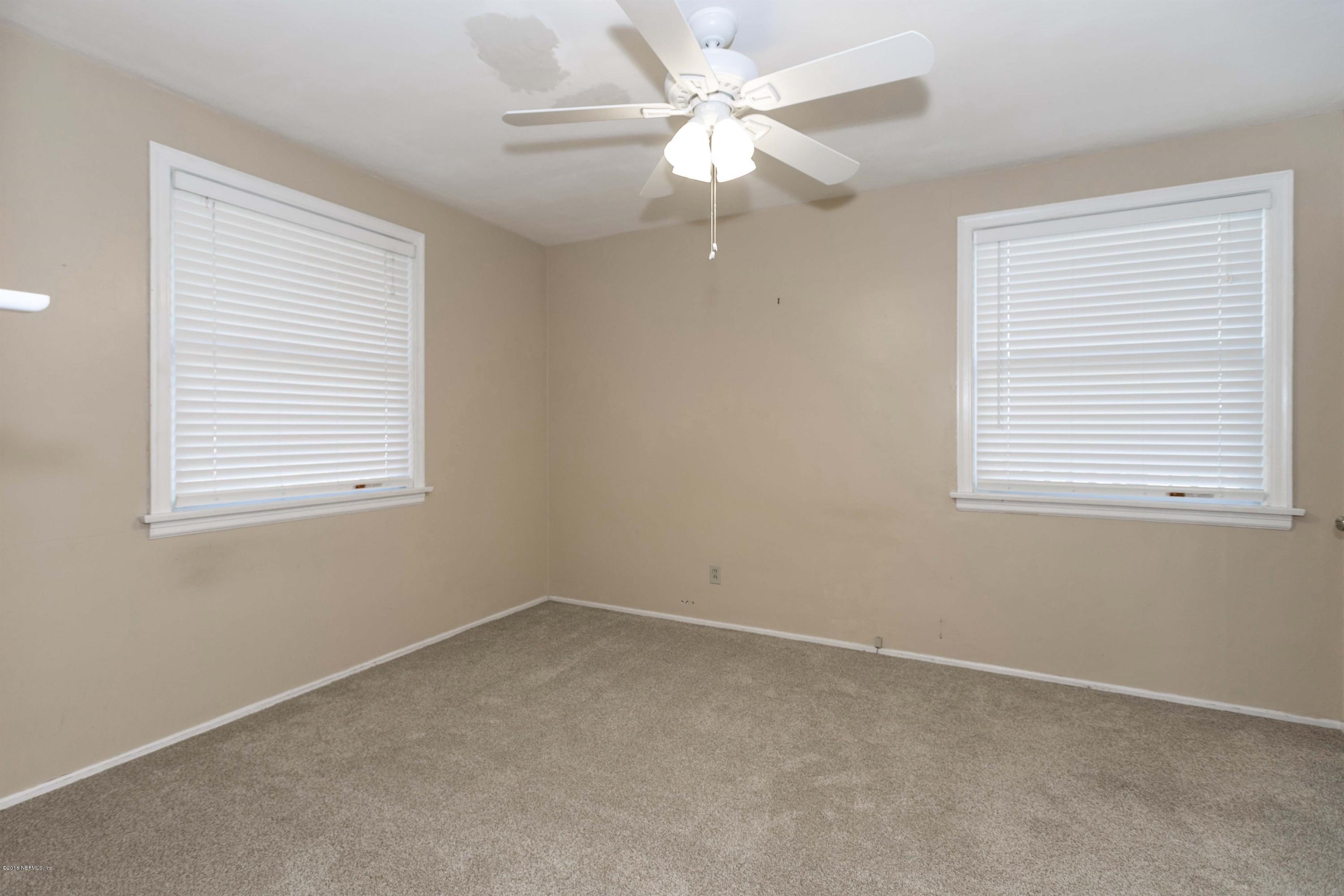 2020 Traymore Road Jacksonville, FL 32207 - Photo 5 of 13 005_Master Bedroom