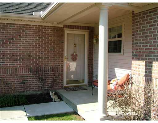 712 Deerfield Trail, Unit 712 Springfield, OH 45503 - Photo 2 of 13