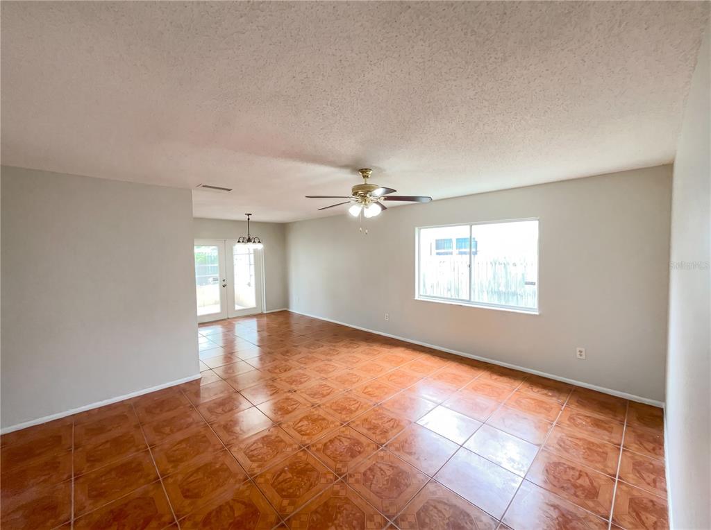 4805 Beacon Street Orlando, FL 32808 - Photo 3 of 26