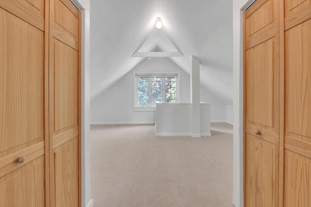 31 Justin Road, Unit 3 Boston, MA 02135 - Photo 19 of 32 a view of entryway