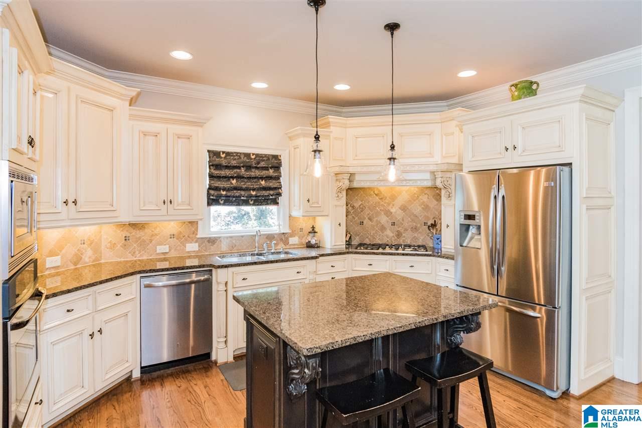1375 Scout Trace Birmingham, AL 35244 - Photo 6 of 45