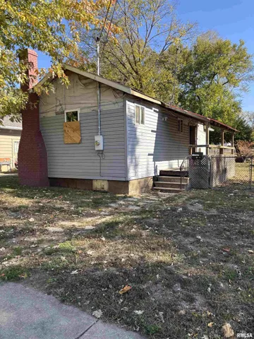 $15,000 | 1516 South Westmoreland Avenue, Peoria, IL 61605