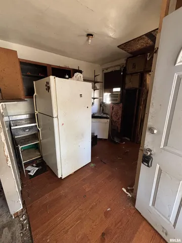 $12,000 | 1516 South Westmoreland Avenue, Peoria, IL 61605