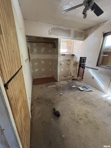 $12,000 | 1516 South Westmoreland Avenue, Peoria, IL 61605