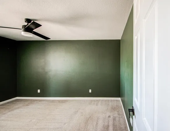 $2,000 | 7761 North 19th Drive, Phoenix, AZ 85021