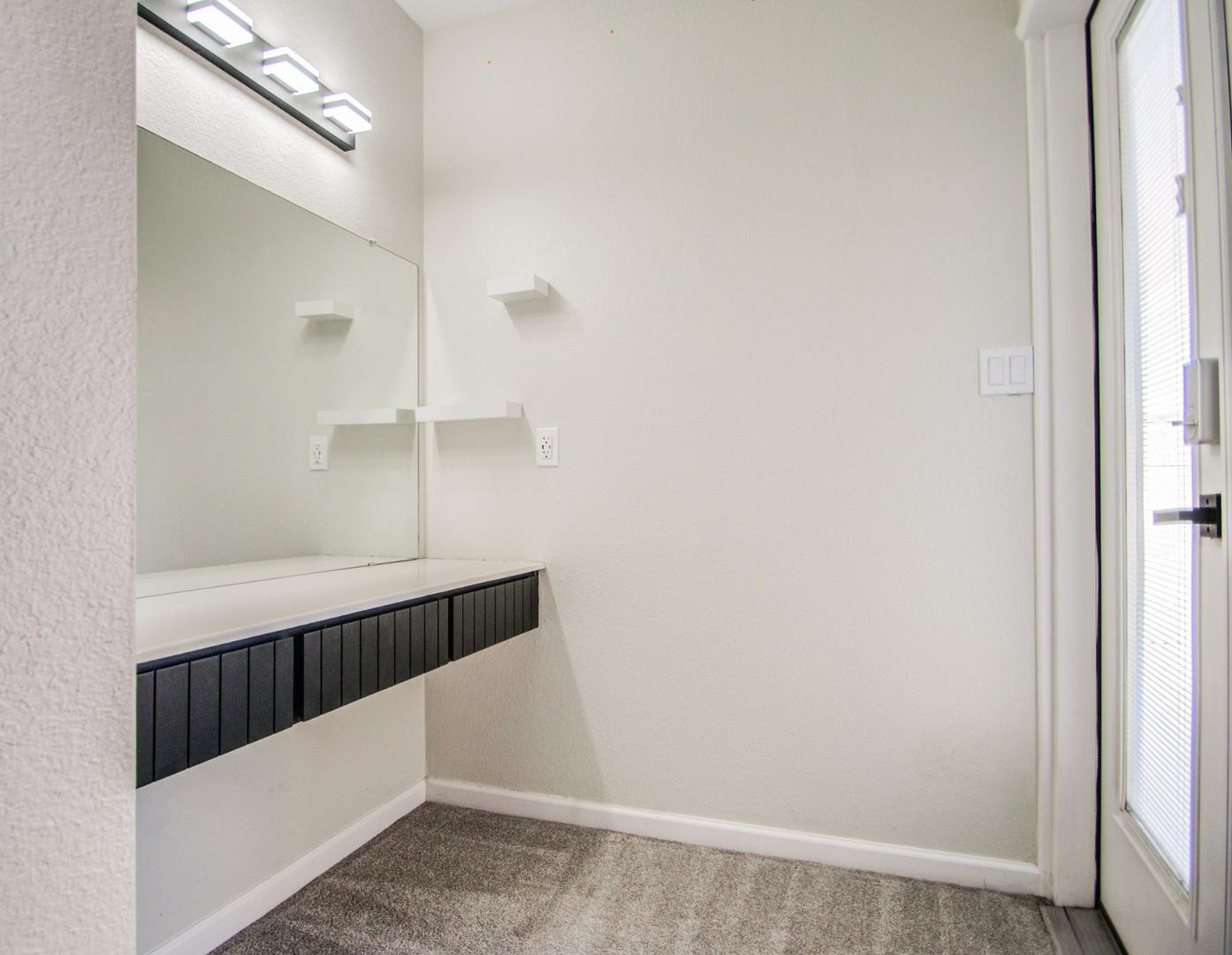 7761 North 19th Drive Phoenix, AZ 85021 - Photo 14 of 32 Photo #14