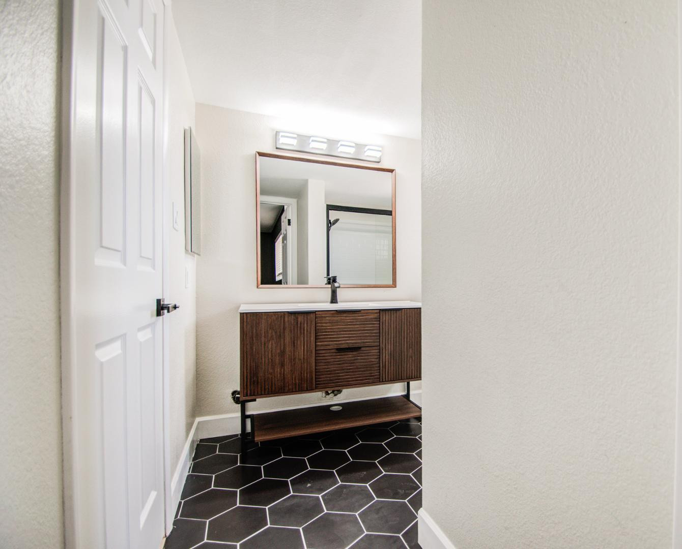 7761 North 19th Drive Phoenix, AZ 85021 - Photo 19 of 32 Photo #19