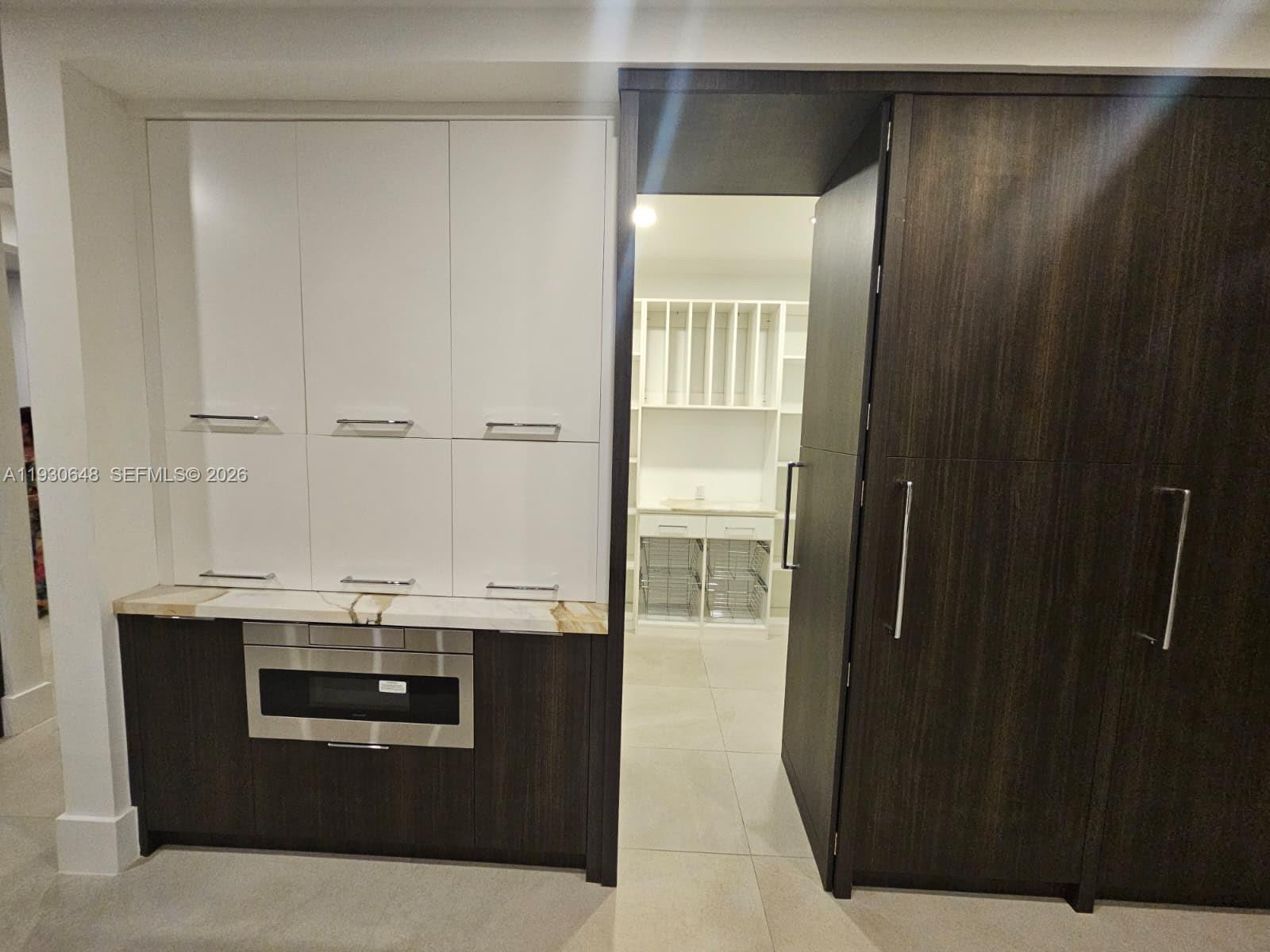 1821 Pinetree Road Winter Park, FL 32789 - Photo 19 of 26 Kitchen & Pantry entry