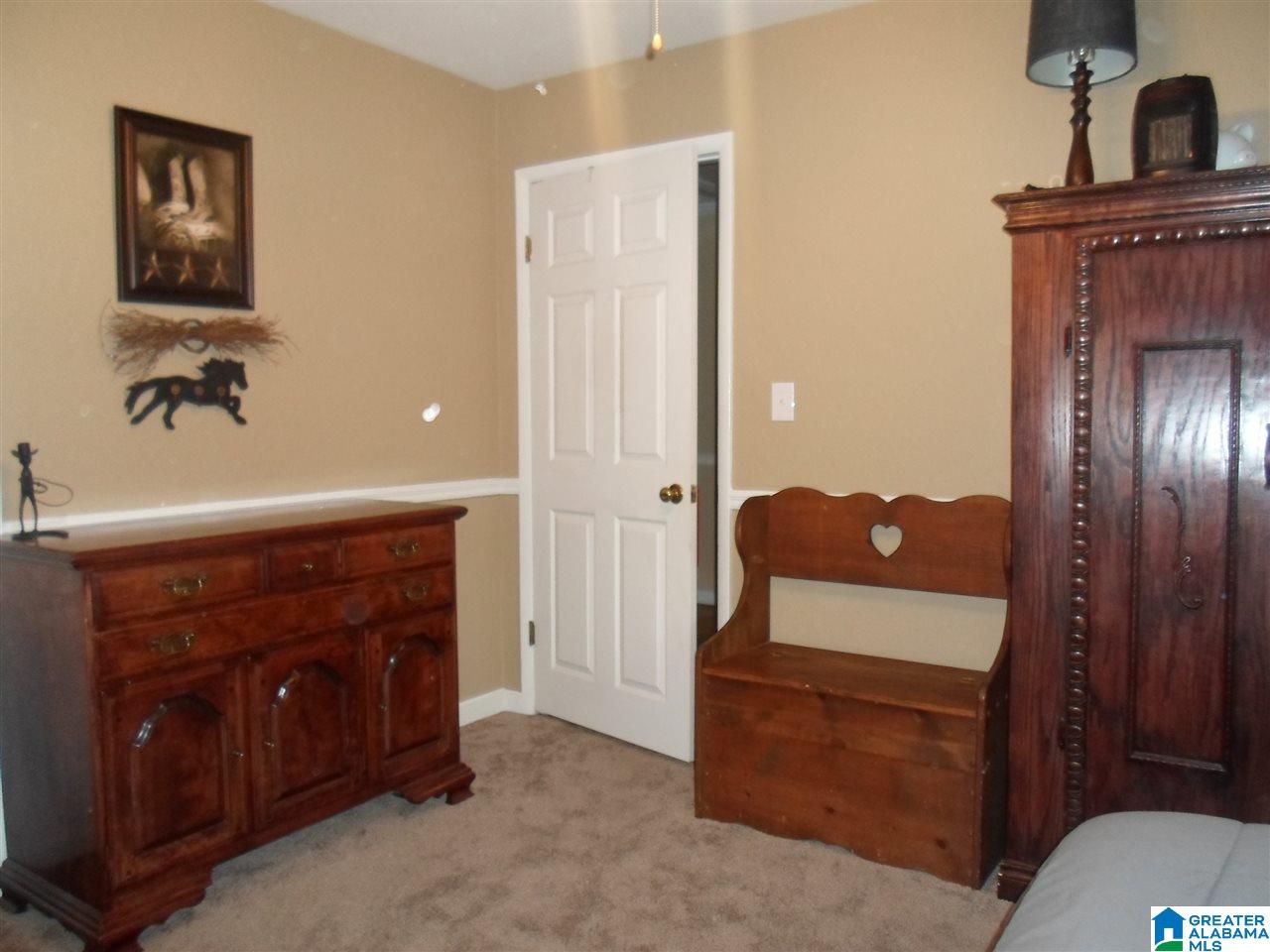 423 Hutto Hill Road Anniston, AL 36201 - Photo 17 of 38