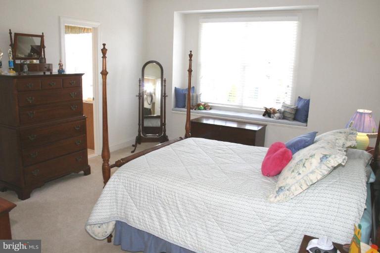 8323 Roxborough Loop Gainesville, VA 20155 - Photo 22 of 24 Bedroom #3