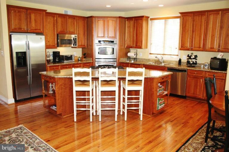 8323 Roxborough Loop Gainesville, VA 20155 - Photo 6 of 24 Kitchen #2
