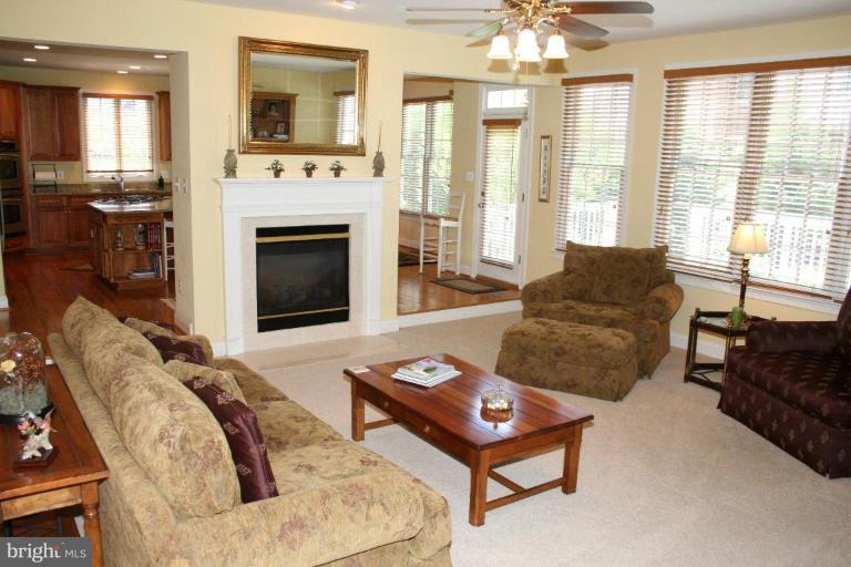 8323 Roxborough Loop Gainesville, VA 20155 - Photo 10 of 24 Family Room #3