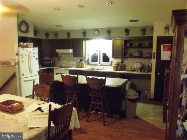 520 Robinson Road Carneys Point, NJ 08069 - Photo 11 of 19 Gallery Image 11