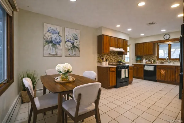 $699,000 | 18 Strathmore Village Drive, Centereach, NY 11720