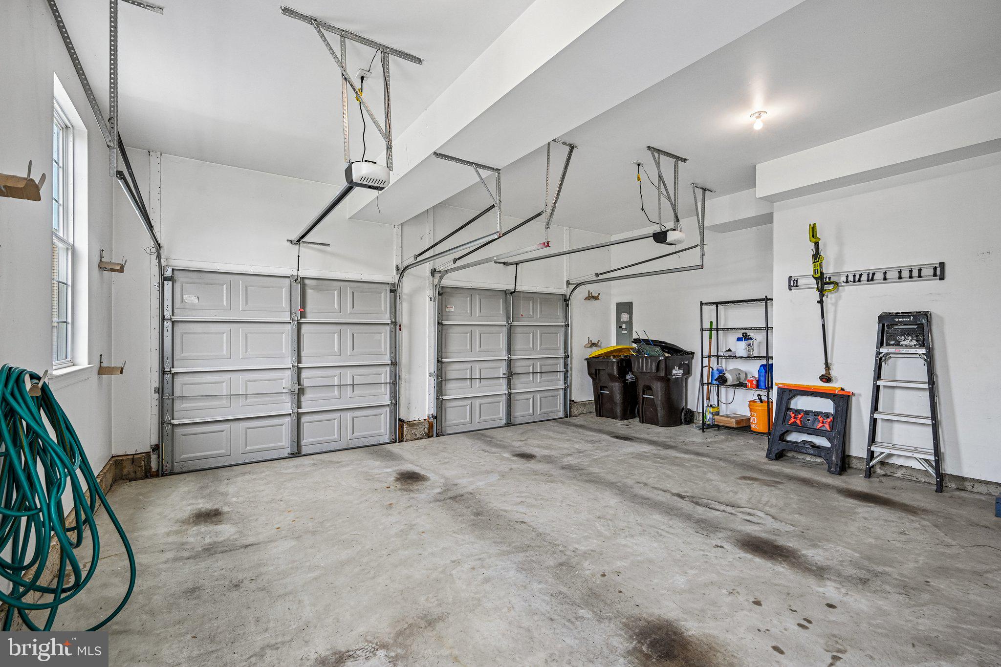 440 Elizabeth Way Hatfield, PA 19440 - Photo 43 of 60 Spacious garage with ample storage.
