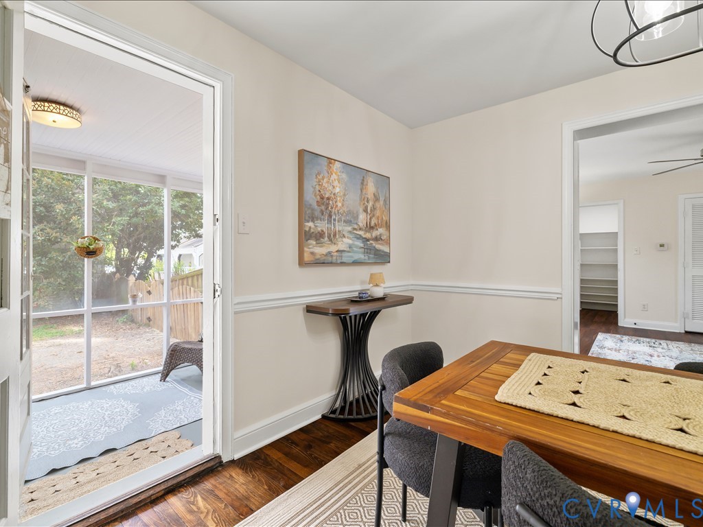 4803 Morrison Road Richmond, VA 23230 - Photo 21 of 45 a workspace with furniture and window