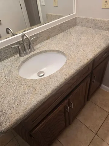 $1,595 | 4122 Beran Drive, Houston, TX 77045