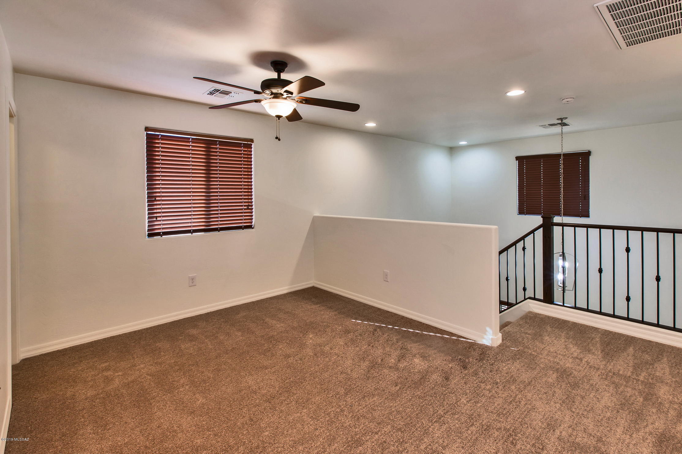 39082 South Running Roses Lane Tucson, AZ 85739 - Photo 13 of 41