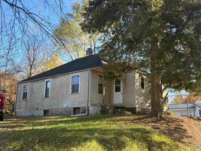 $44,900 | 187 South Snowden Street, Andrews, IN 46702