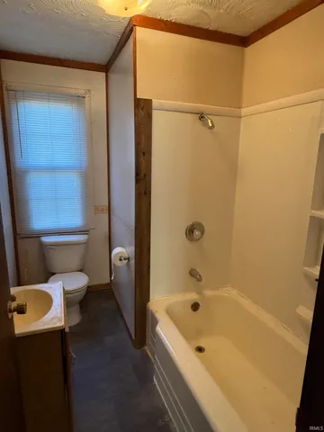 $44,900 | 187 South Snowden Street, Andrews, IN 46702