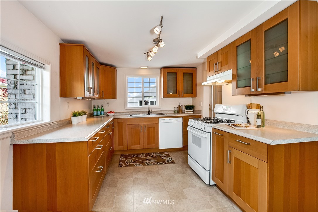 2148 North 86th Street Seattle, WA 98103 - Photo 7 of 25 Gallery Image 7