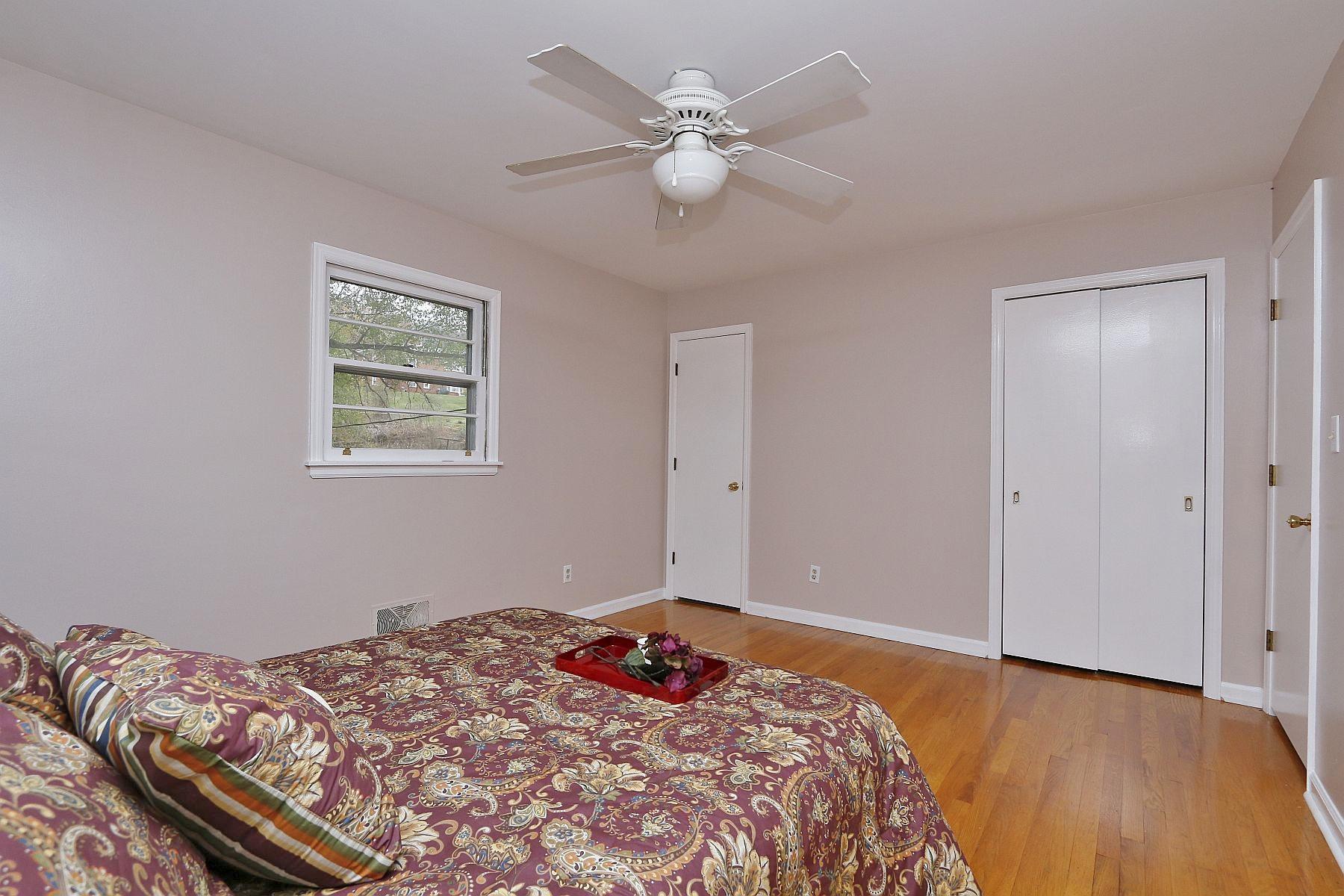 5828 Castle Rock Road Roanoke, VA 24018 - Photo 19 of 42 _MG_2233