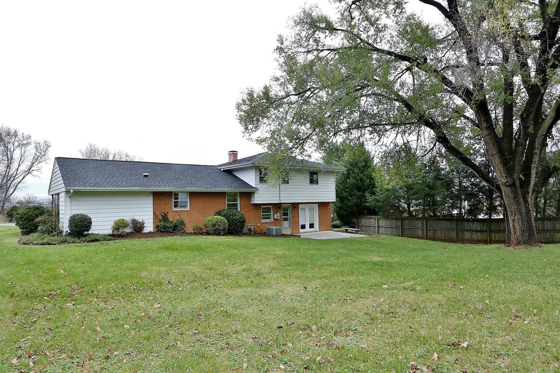 5828 Castle Rock Road Roanoke, VA 24018 - Photo 36 of 42 _MG_2271