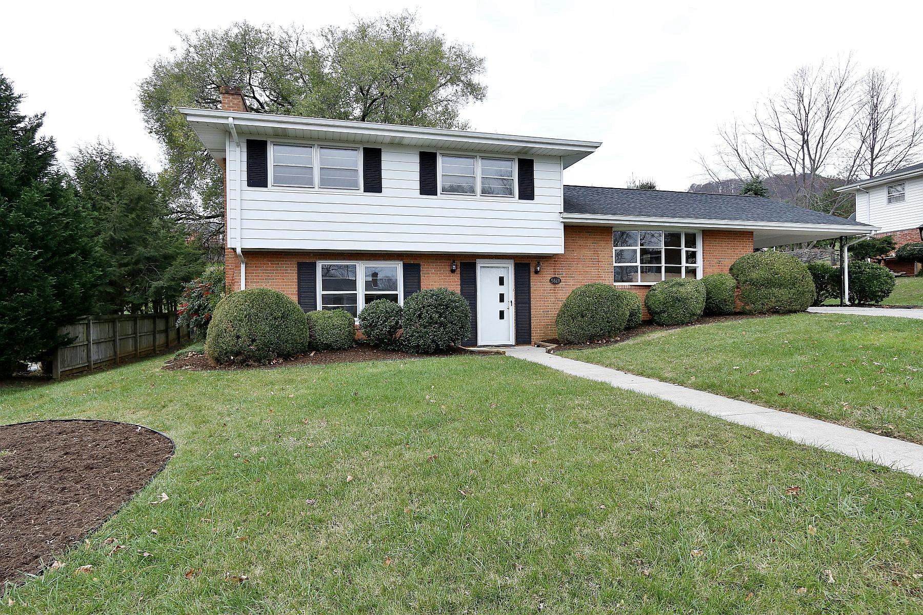5828 Castle Rock Road Roanoke, VA 24018 - Photo 42 of 42 _MG_2285