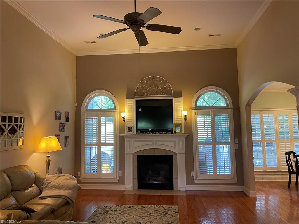 2344 Azure Court High Point, NC 27265 - Photo 11 of 25 Gallery Image 11