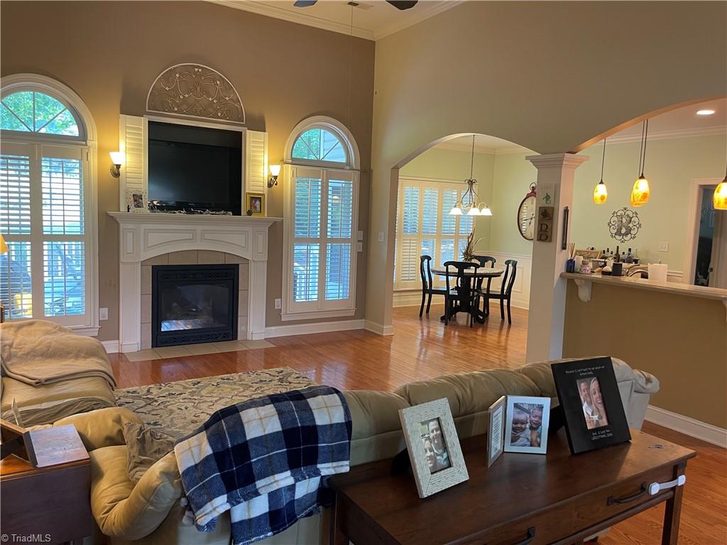 2344 Azure Court High Point, NC 27265 - Photo 10 of 25 Gallery Image 10