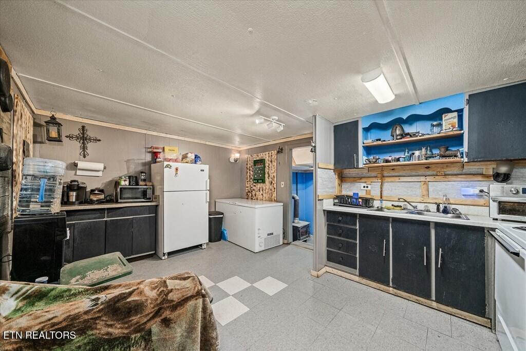 618 Old Baker Mountain Road Spencer, TN 38585 - Photo 12 of 33 235522_20