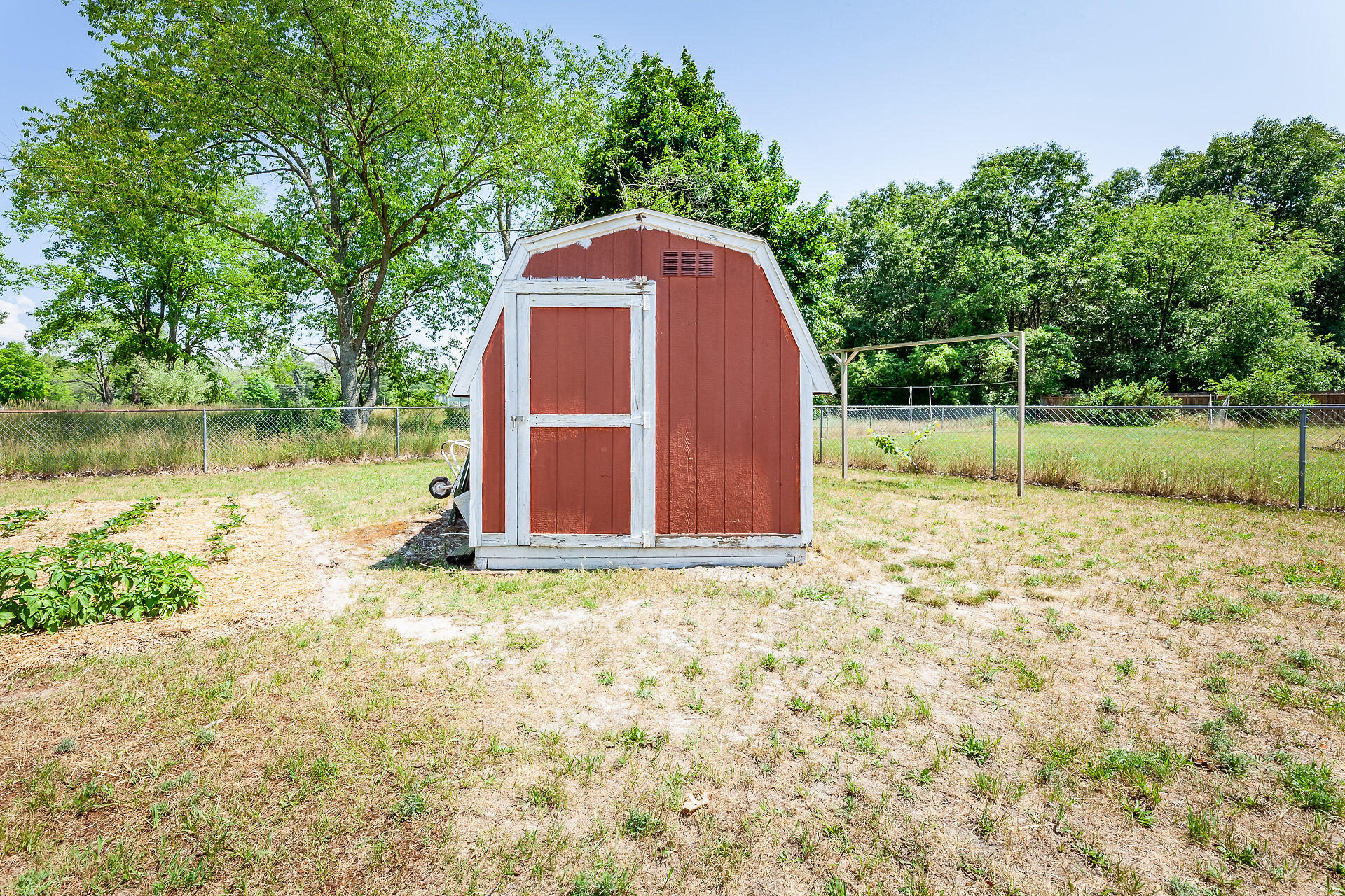 2898 Hamilton Road Muskegon, MI 49445 - Photo 23 of 32 Hamilton-115-HDR