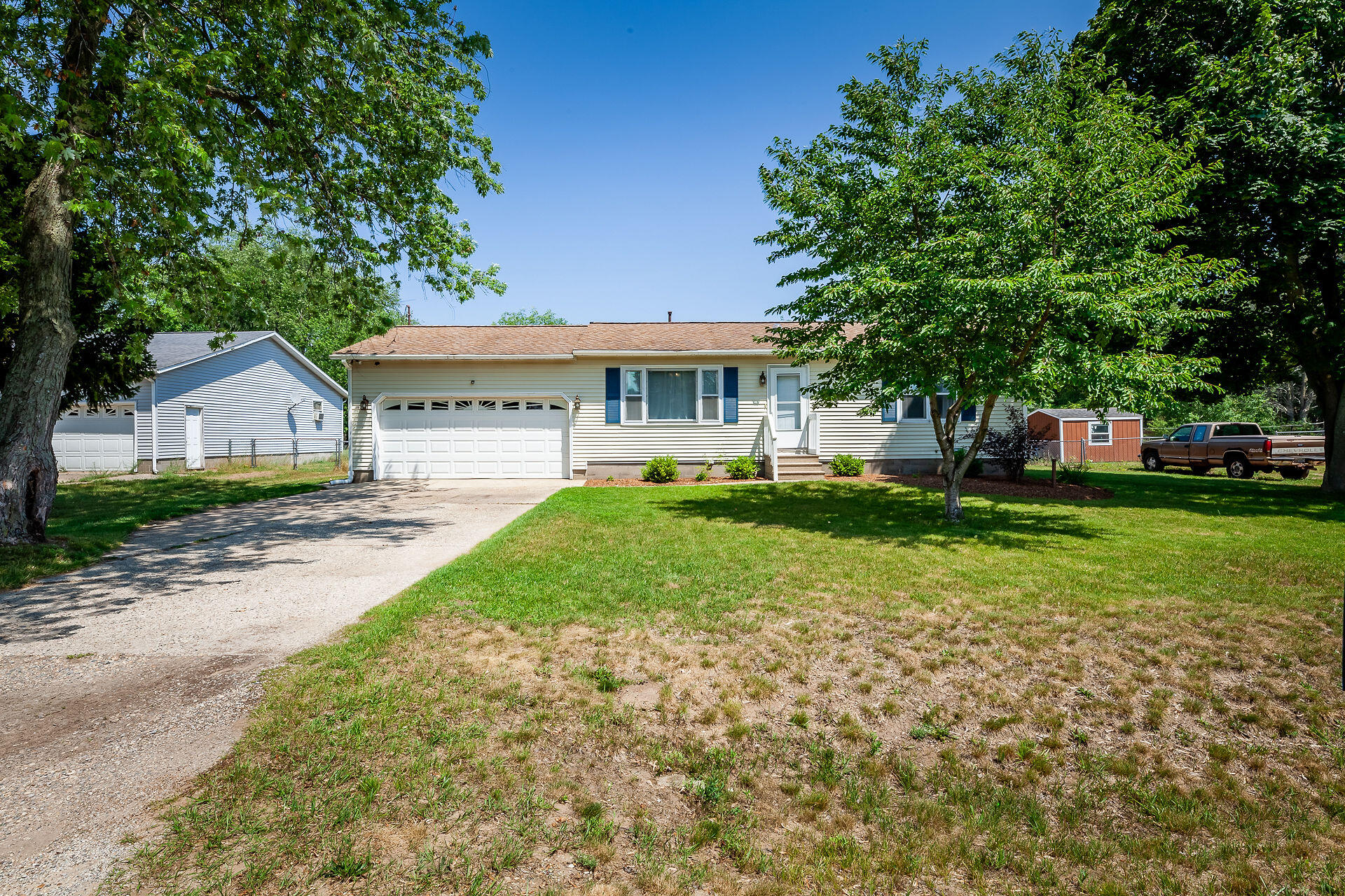 2898 Hamilton Road Muskegon, MI 49445 - Photo 3 of 32 Hamilton-148-HDR