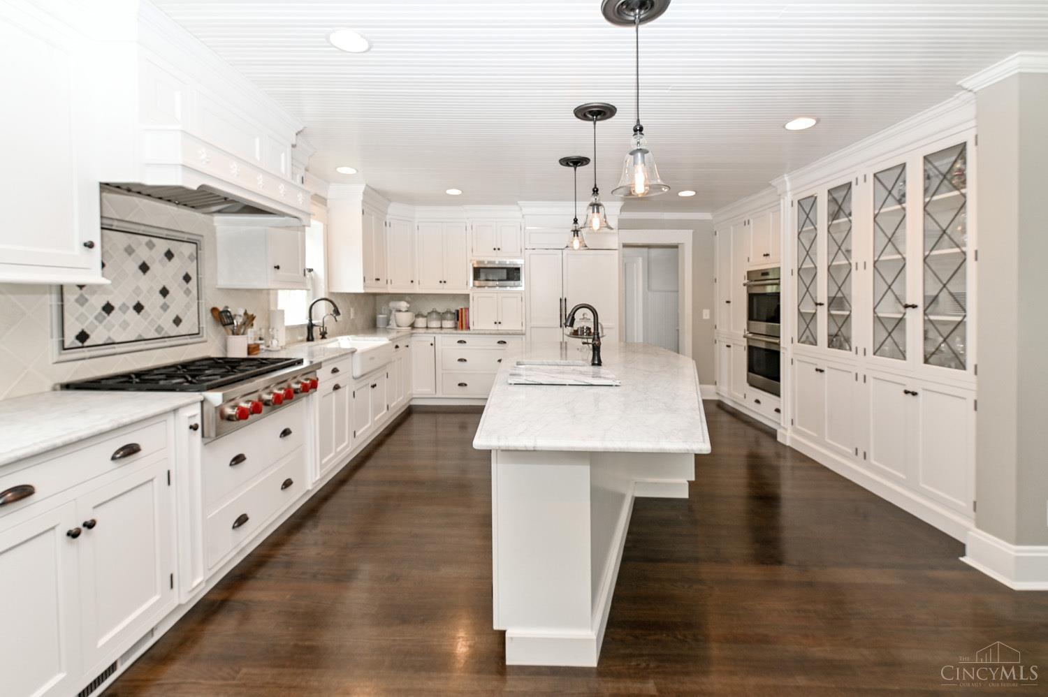 2469 Grandin Road Cincinnati, OH 45208 - Photo 8 of 74 Gallery Image 8